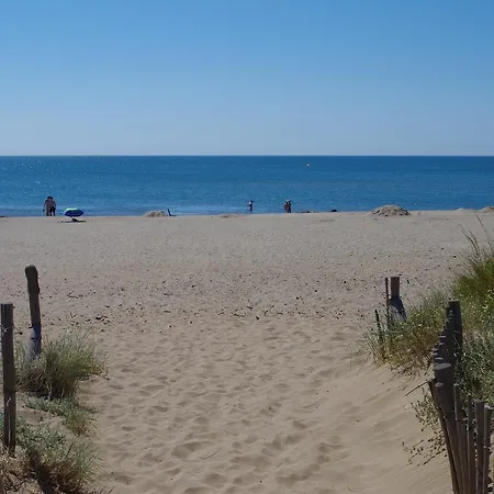 Camping Club Lou Village 4*